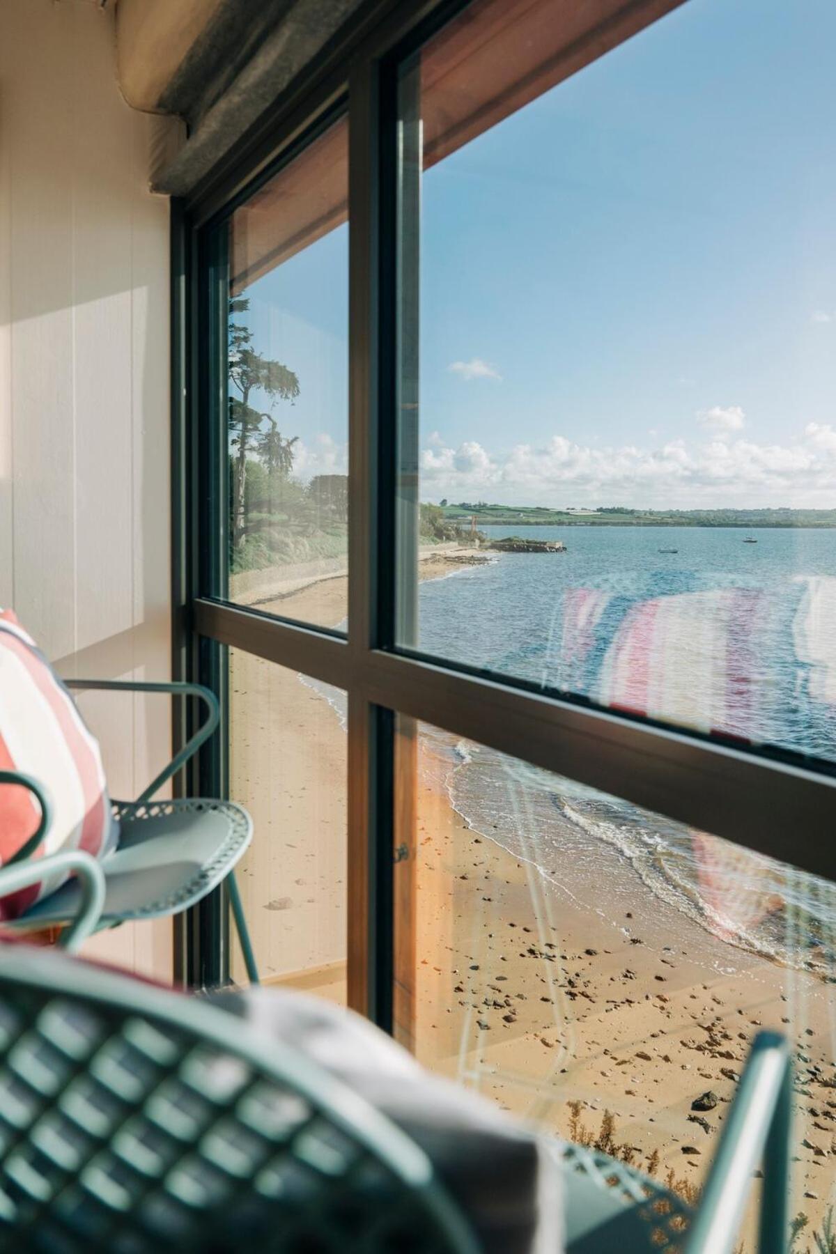 Le Chantier D 'Ernest- Loft T4 Les Pieds Dans L' Eau Carantec Bagian luar foto