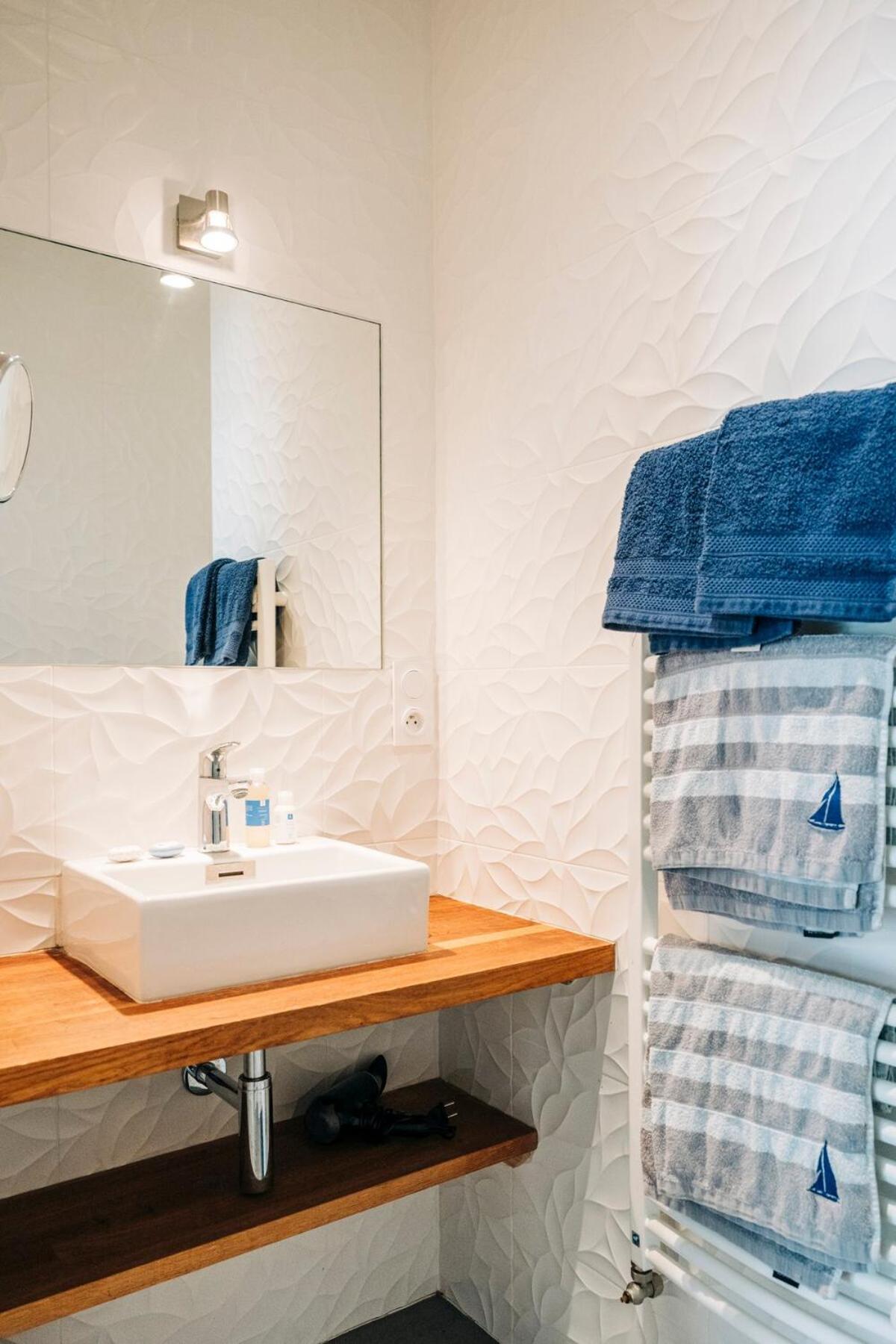 Le Chantier D 'Ernest- Loft T4 Les Pieds Dans L' Eau Carantec Bagian luar foto